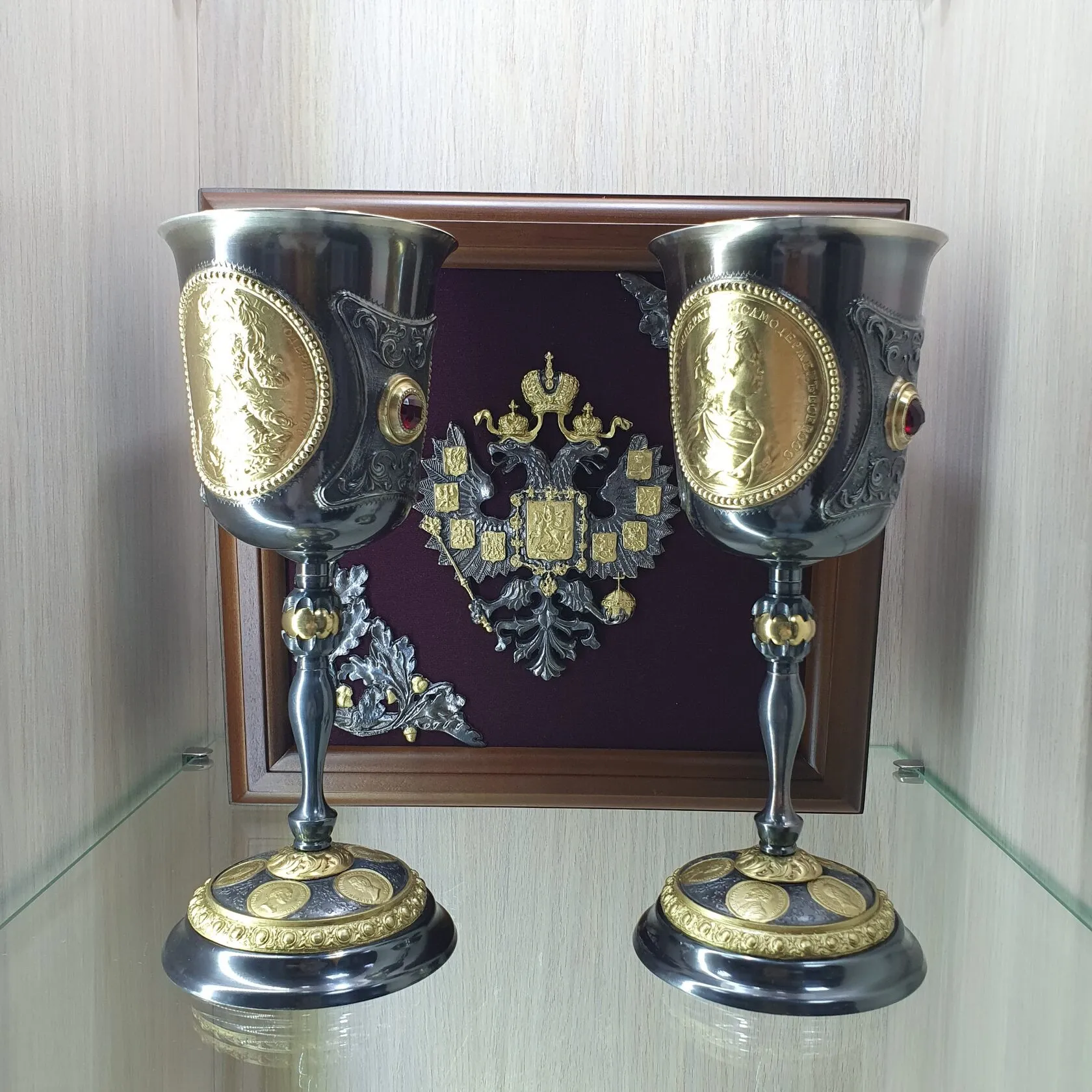 Набор бокалов «Царский» золото